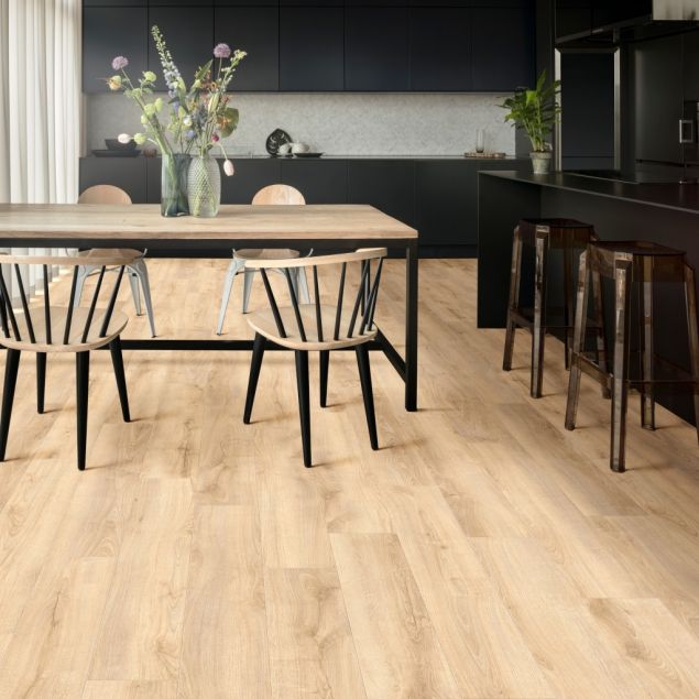 Tapi Montilla luxury vinyl plank in Gio 